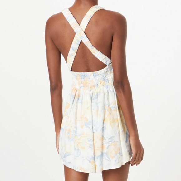 Abercrombie & Fitch - Ruffled Strap Skort - Size S - Picture 5 of 5